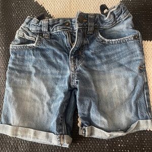 Size 4T boys jean shorts